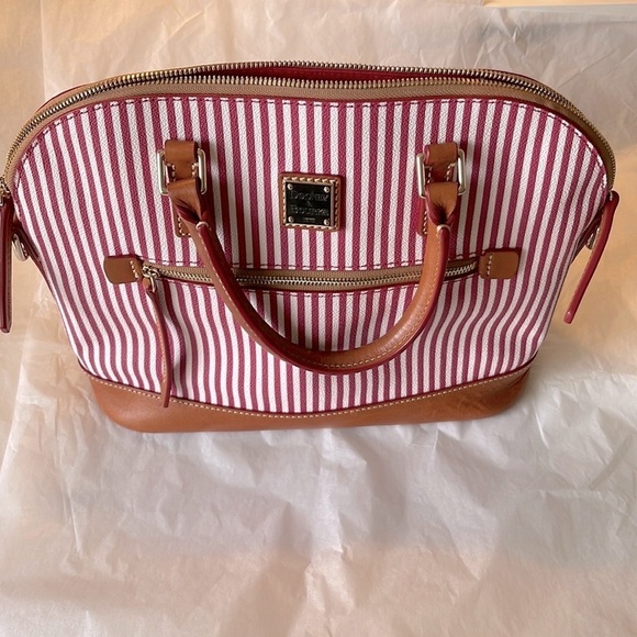 Dooney & Bourke Fuchsia Striped Domed Coated Canvas Zip Satchel Bag. P40/A1676 - Picture 3 of 12